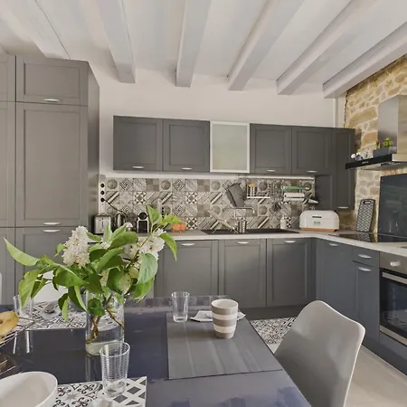 Belle Maison Pour 6 - Piscine - Dordogne Holiday home Saint-Julien-de-Lampon